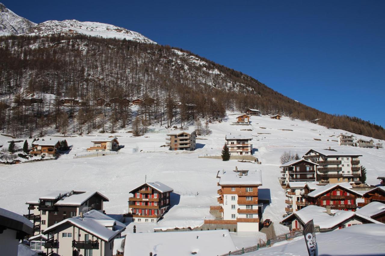 Hotel Alphubel Saas Fee Rum bild